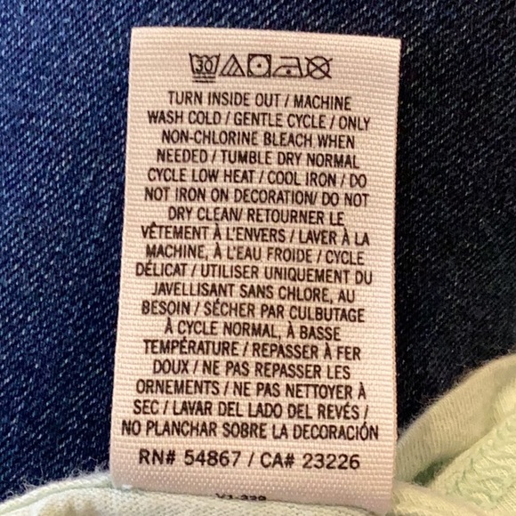 PINK Victoria’s Secret S Mint Short Sleeve T-Shirt Preowned with Sequins on Back - Picture 5 of 5